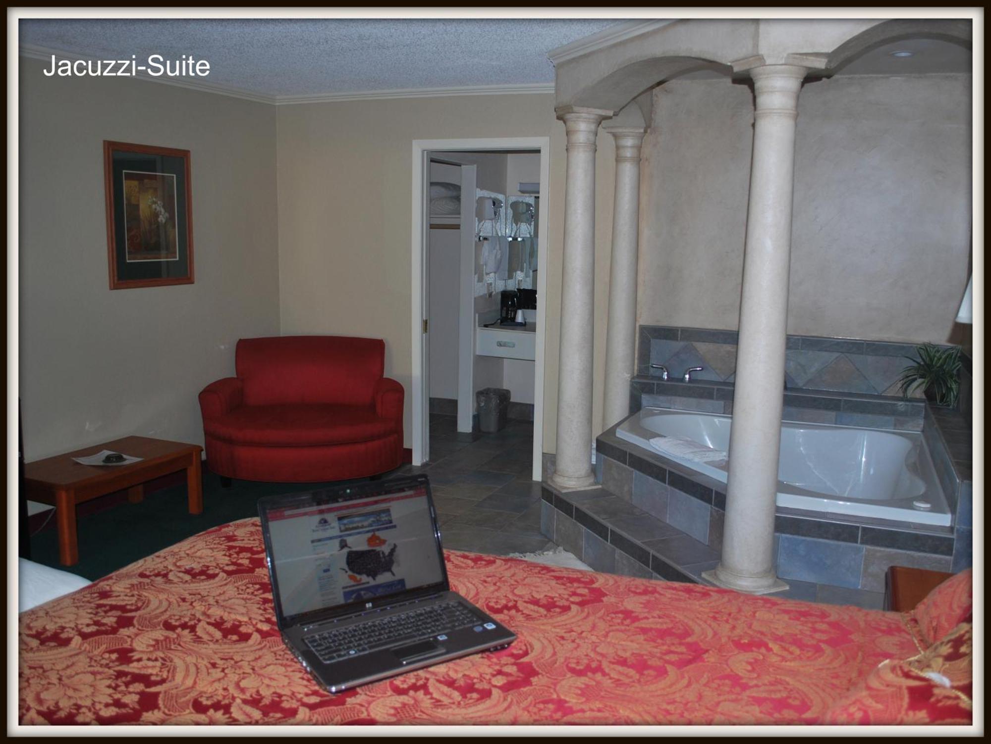 Americas Best Value Inn Lubbock East Bagian luar foto